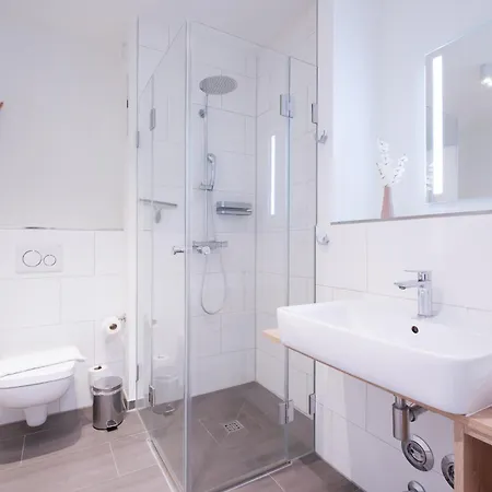 Deluxe-suite 1-16 Mit Gartenblick Hundefreundlich Apartmán Lübeck
